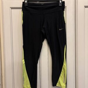Nike Capri Leggings - Size Small